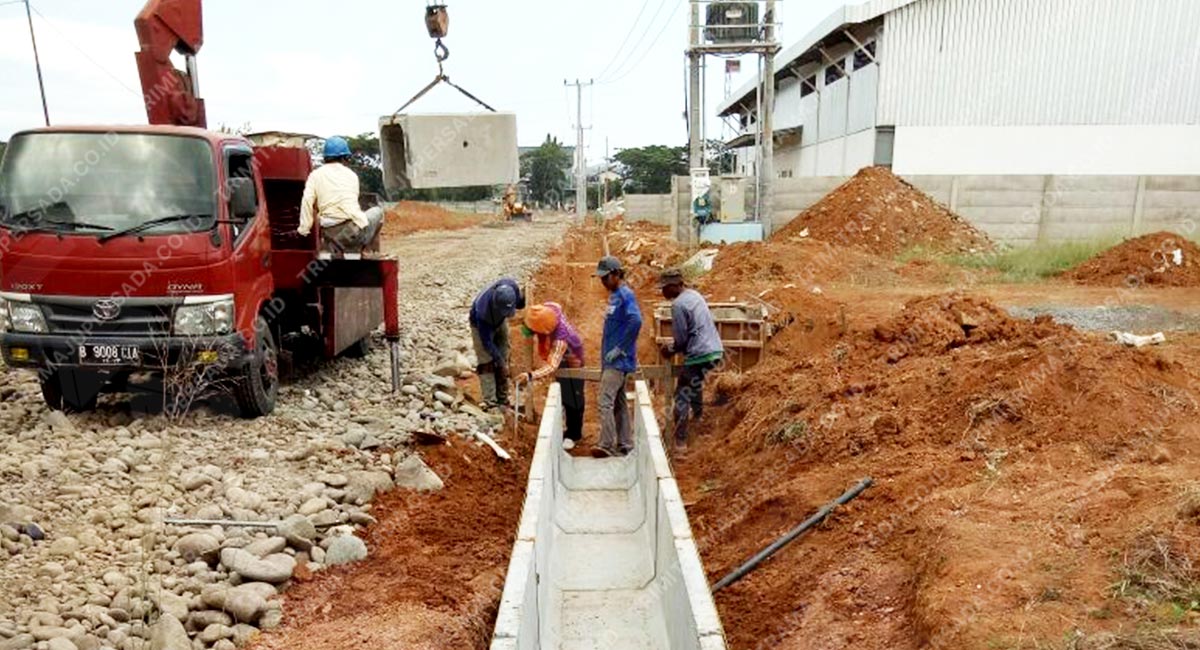 Project Pergudangan KIMA 3 Pemasangan Uditch